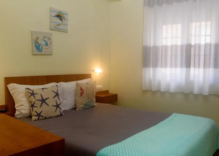 ゲストハウス Residencial Fortunato 3*